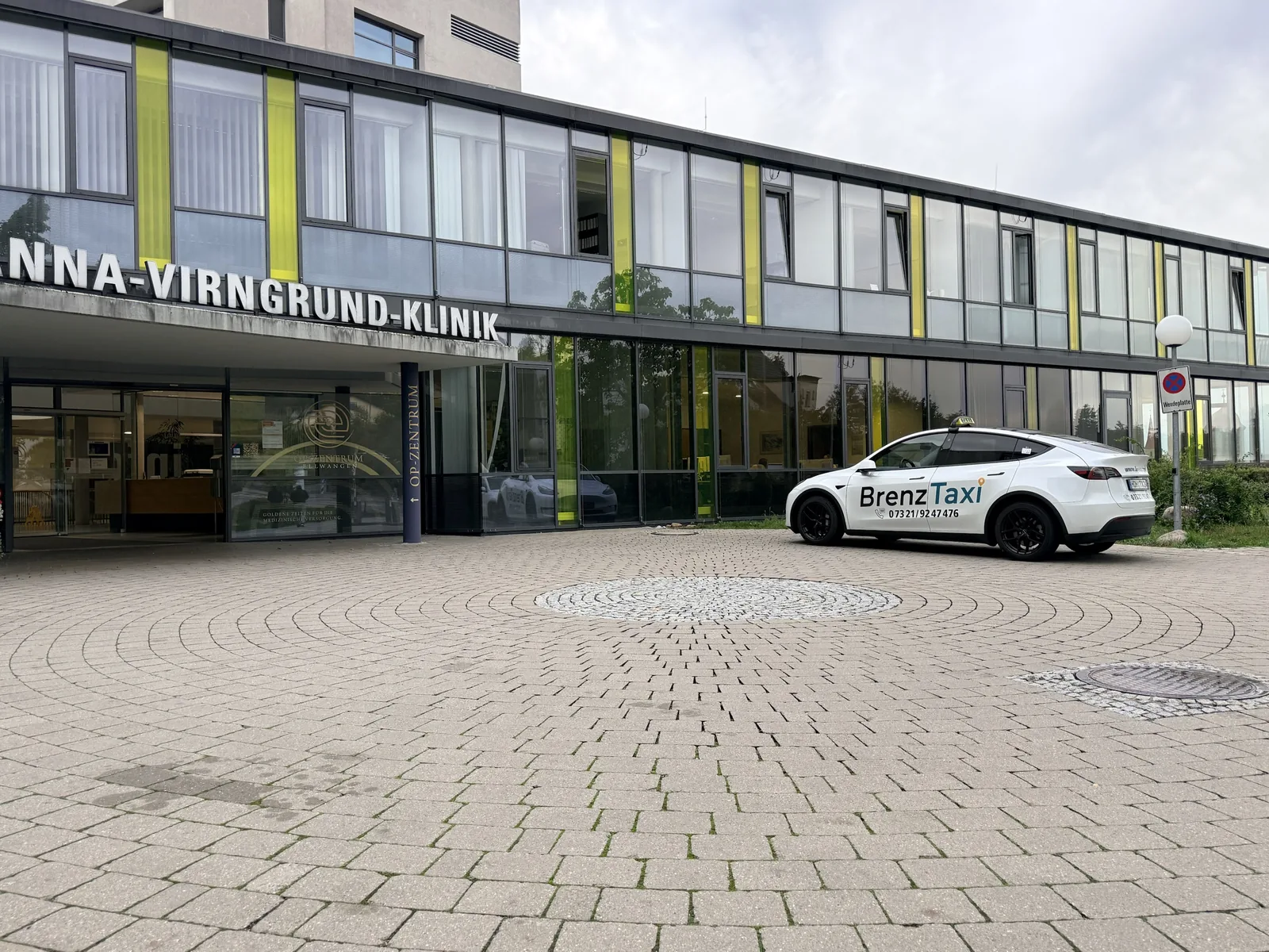 Brenz Taxi an der Anna-Virngrund-Klinik in Ellwangen